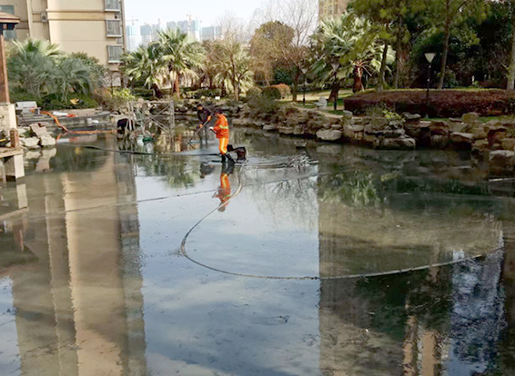 海宁景观池淤泥清理